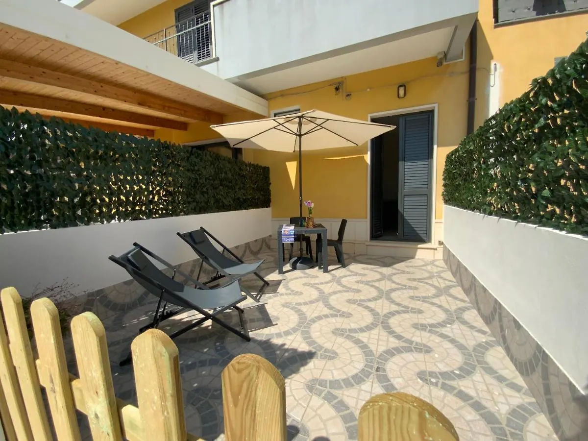 “Bedda Mattri” Dimora Siciliana Apartment Avola 0*,  Italy